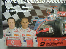Laden Sie das Bild in den Galerie-Viewer, Scalextric Micro G1034 Tischrennbahn 1:64 VODAFONE MC LAREN MERCEDES NEU & OVP