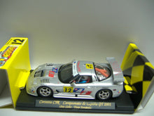 Laden Sie das Bild in den Galerie-Viewer, FLY PA5 Chevrolet Corvette C5R 1:32 Campeonato de Esp. GT 2001 No.12  NEU &amp; OVP
