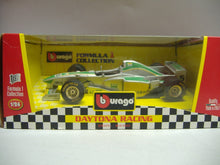 Laden Sie das Bild in den Galerie-Viewer, Burago 6260 Formel 1 Daytona Racing 1:24 NEU &amp; OVP
