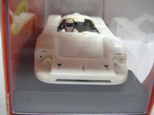 Laden Sie das Bild in den Galerie-Viewer, Slot.it  CA13z Jaguar XJR12  Slotcar  analog-  white kit NEU &amp; OVP