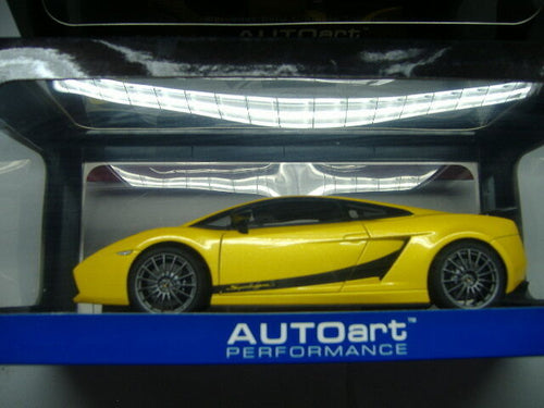 Auto Art Standmodell 74584 Lamborghini Gallardo Superleggera 1:18 Neu & OVP