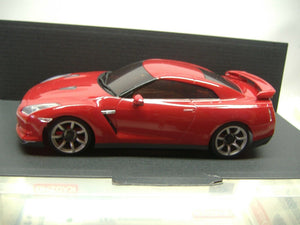 KYOSHO 30572 R  Mini-Z Racer AWD MA-010 Chassis Nissan GT-R rot RTR NEU und OVP