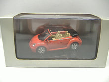 Laden Sie das Bild in den Galerie-Viewer, Auto Art 59754 VW New Beetle Cabrio 1:43 Neu &amp;  Ovp