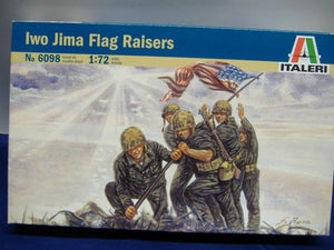 ITALERI 6098 Iwo Jima Flag Raisers 1:72 Neu & Ovp