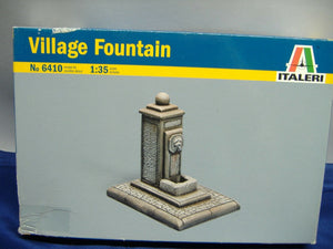 ITALERI 6410 Village Fountain  model kit  1:35 Neu & Ovp