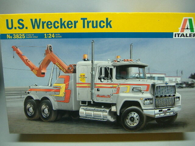 Italieri 3825  U.S Wrecker Truck 1:24 NEU & OVP