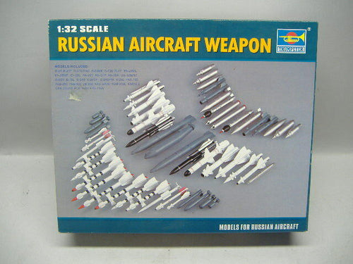 Trumpeter 03301 Russian Aircraft Weapon  1:32  Neu & Ovp