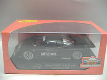 Laden Sie das Bild in den Galerie-Viewer, Slot.it  CA05e Nissan R390 GT1 Estoril Test 1997 Slotcar  analog  NEU &amp; OVP