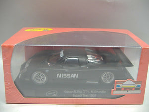 Slot.it  CA05e Nissan R390 GT1 Estoril Test 1997 Slotcar  analog  NEU & OVP