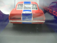 Laden Sie das Bild in den Galerie-Viewer, SCALEXTRIC C2577 Chevrolet Camaro 1969 V/J Racing No. 72 NEU &amp; OVP