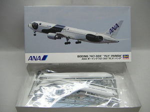 Hasegawa 10682 Boeing 767-300 "Fly!Panda" 1:200 Neu & Ovp